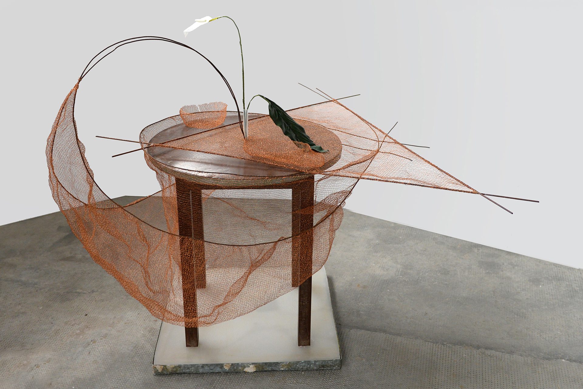 Marisa Merz. Listen to the Space. Ascoltare lo spazio